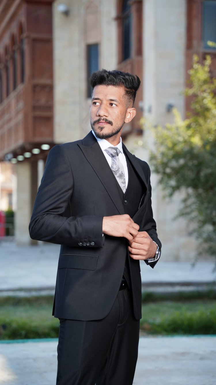 حوار الكاتبة زهراء الفتلاوي مع الاستاذ يوسف عبد الواحد مرشد نفسي وكاتب ادبي ضيف مجلة الاصرار الثقافية