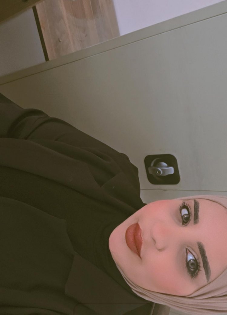 نبذة عن الكاتبة المبدعة أزل مهدي الموسوي
