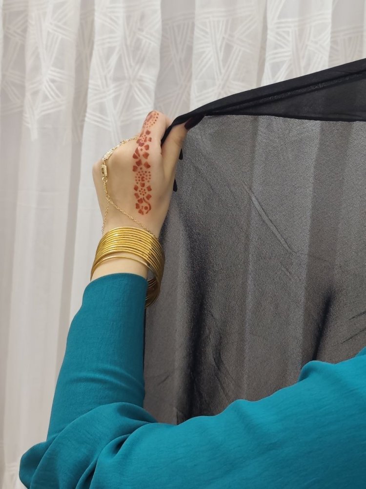 نبذة عن الكاتبة المبدعة زهراء انس
